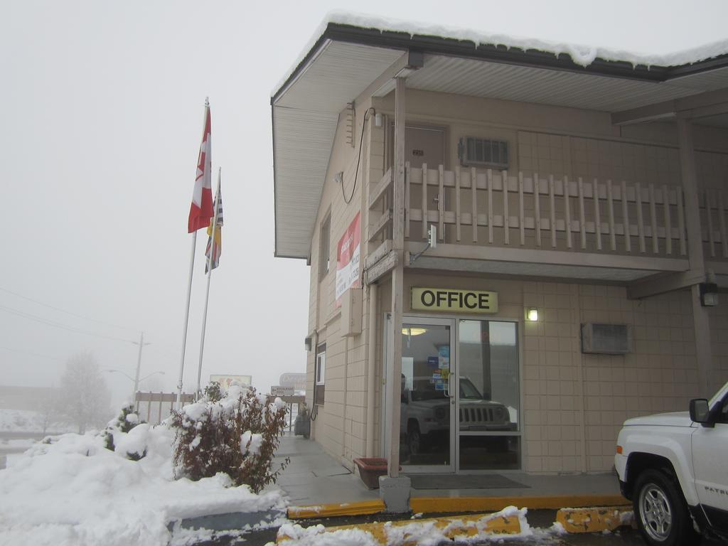 Star Lodge Kamloops Buitenkant foto